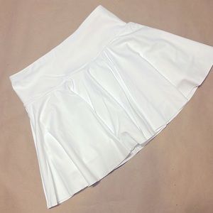 NEW women’s tennis skort.